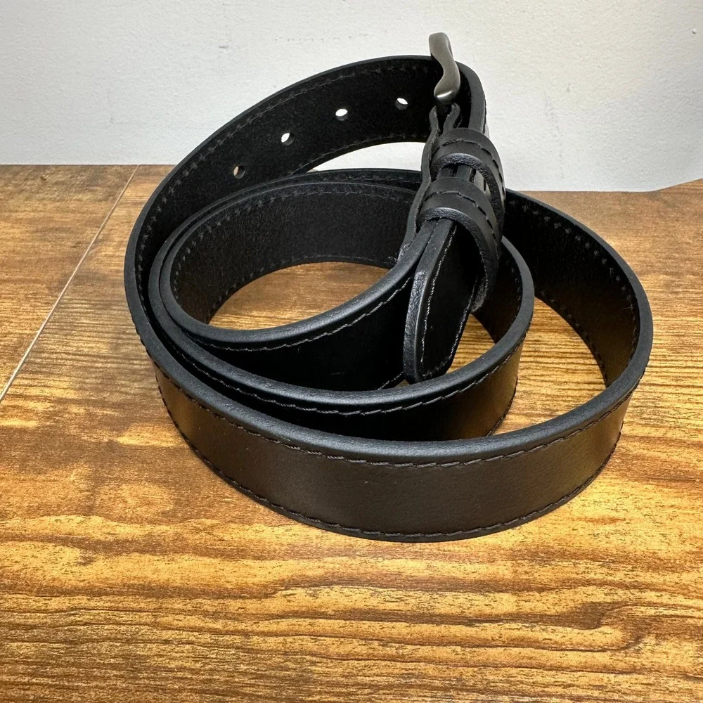 Wrangler Mens Black Genuine Leather Belt 46-48 Gunmetal Buckle 112327095